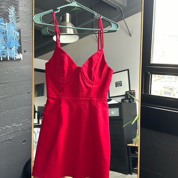 Red Princess Polly US 4 red dress - Picture 1 of 2